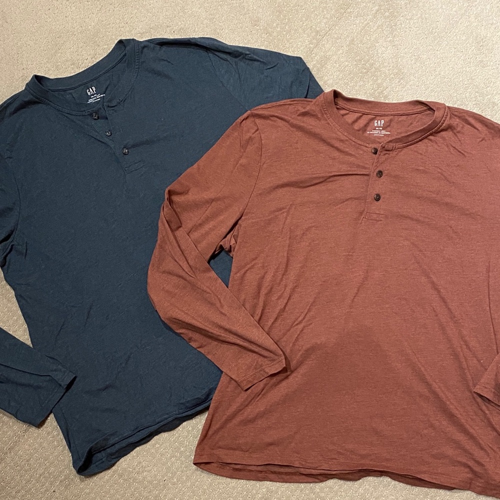 2 long sleeve Everyday Soft GAP t-shirts - XXL